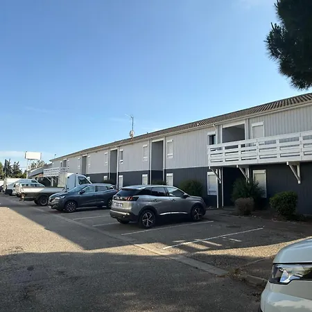 ホテル Fasthotel Avignon Nord 2*