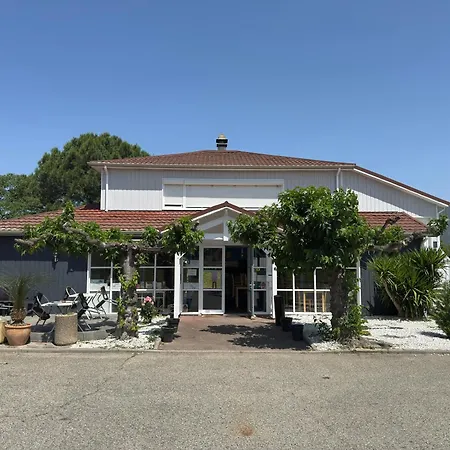 Fasthotel Avignon Nord