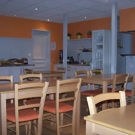 Fasthotel Avignon Nord ホテル ル・ポンテ