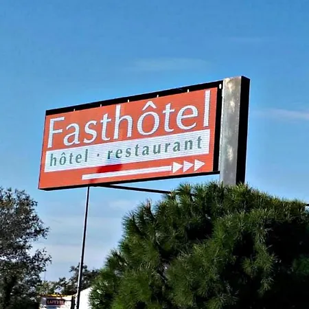 Fasthotel Avignon Nord Hotell 2*